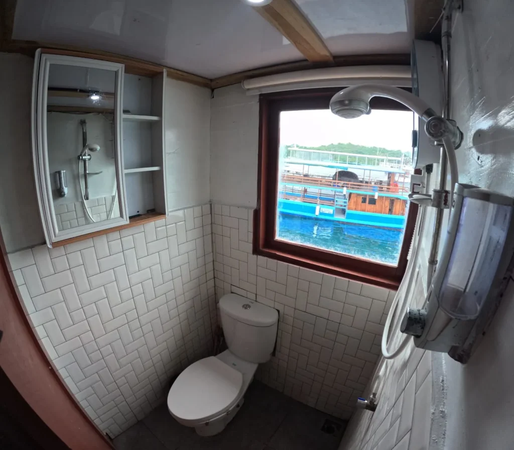 superior cabin bathroom